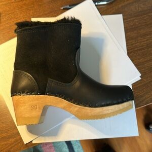 No. 6 Shearling Clog Boots